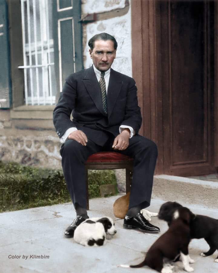 ww2turkiye's tweet photo. Gazi Mareşal Mustafa Kemal Atatürk'ün renklendirilmiş bir fotoğrafı. https://t.co/pz8Y10n0wu
