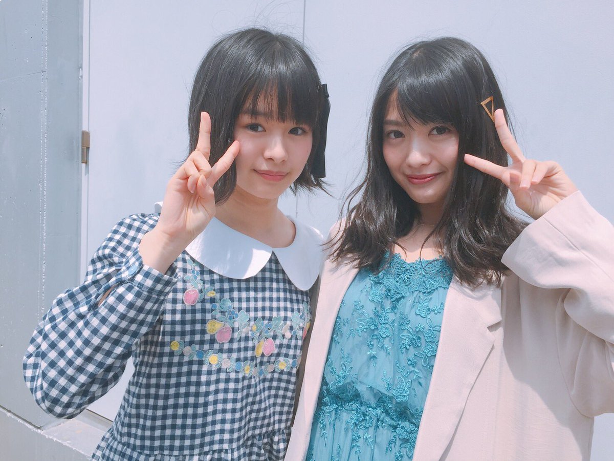 北原里英 Twitterren 今日は写メ会ありがとうございました 今日の私服のカラーがとってもお気に入りだよ この写真はアウター着ちゃってるんだけど 高倉萌香 北原里英 Twitterren 今日は写メ会ありがとうございました 今日の私服のカラーがとってもお気に入りだよ この写真はアウター着ちゃってるんだけど 高倉萌香