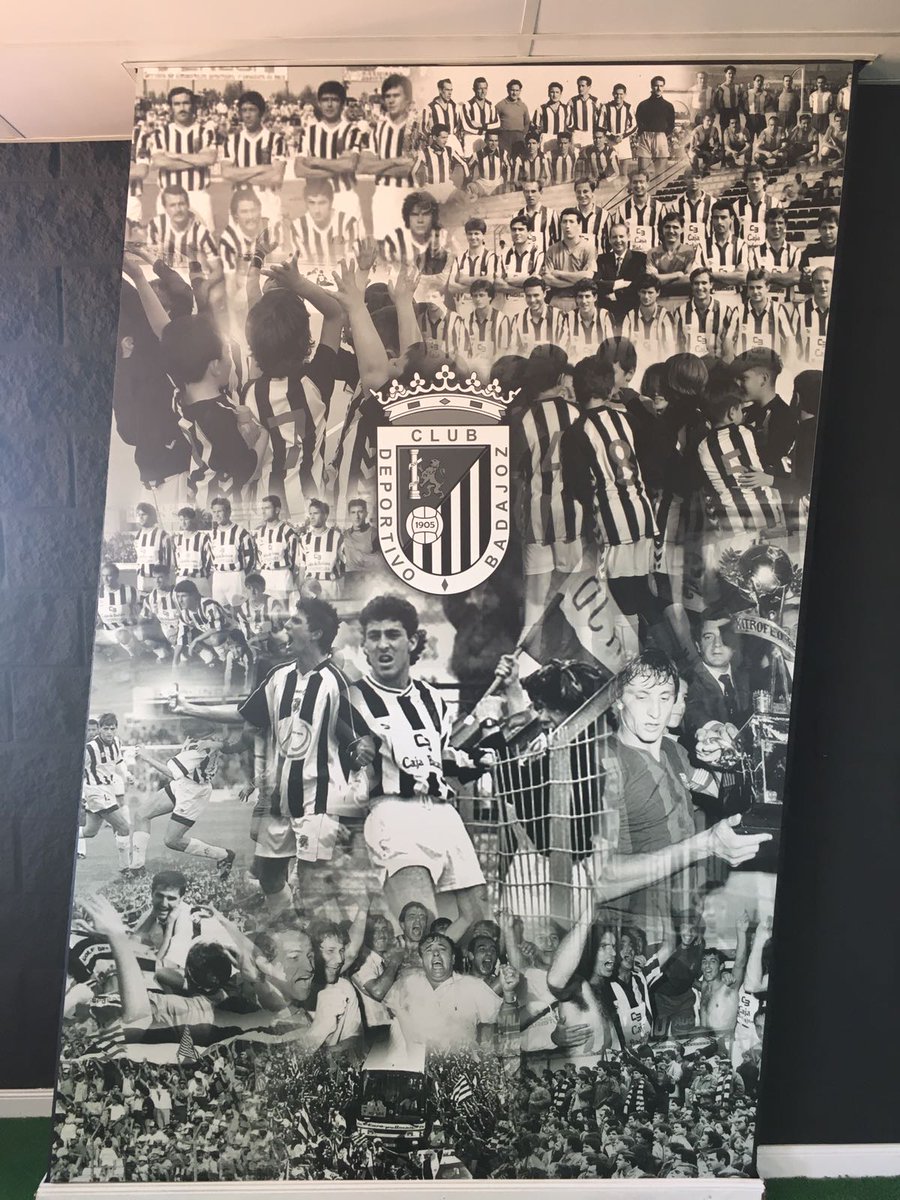 alexherreraBdj's tweet photo. ¡Me enseñaron que nunca se rinde .. ⚪⚫ ! https://t.co/rbHEYEBWrv