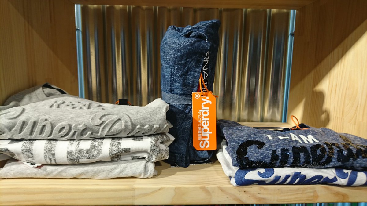 ModaenSpiral's tweet photo. #FelizSábado
Nuestro horario de Semana Santa de 10h a 14h y de 16h a 21h 
#ModaenSpriral #Vigo #MercadodaPedra #ModaenVigo #Superdry y más https://t.co/eIfGidmWJ0