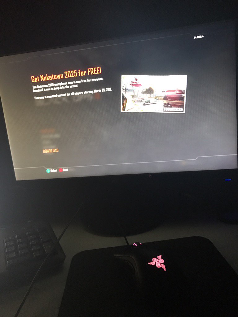 ScuFLeRXBL's tweet photo. Does anyone else get this message? Ive downloaded nuketown and its on my Xbox but it still shows this https://t.co/GatwaJf0Z3