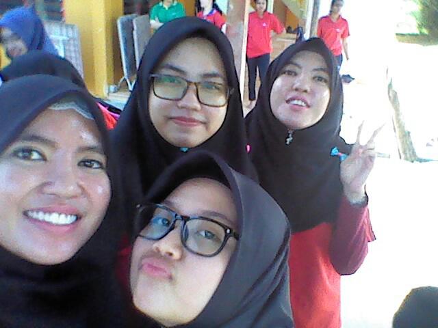 fatin32110's tweet photo. Bila masing2 dh takde keje!!! https://t.co/9Camqi1vF4