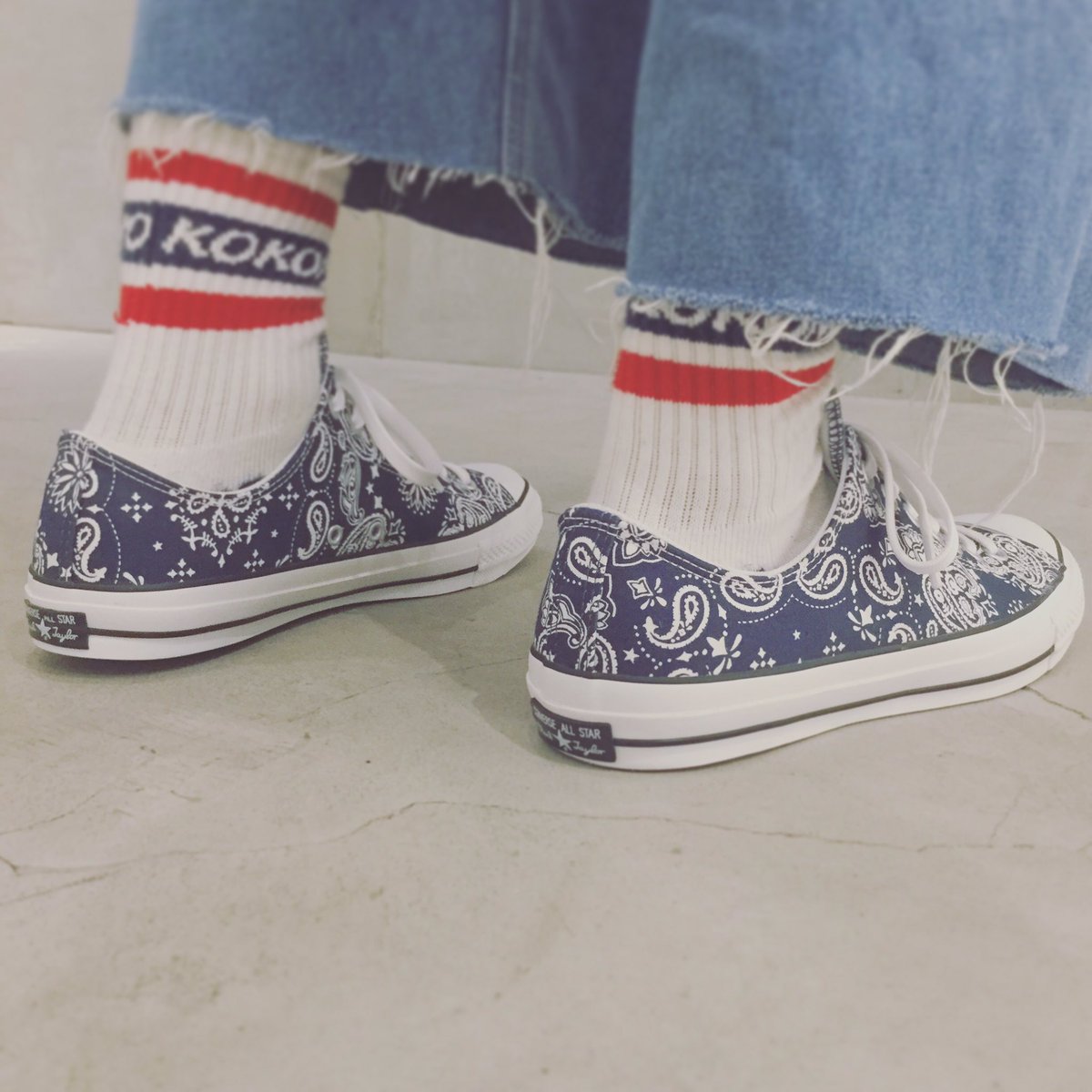 wa_by_converse's tweet photo. 【NEW ITEM】
ALL STAR 100 BANDANA OX
#ホワイトアトリエバイコンバース #CONVERSE #コンバース #CHEVRONSTAR #オールスター #harajuku #原宿 #sneakers #スニーカー #👟 https://t.co/hXRnpLnsvJ