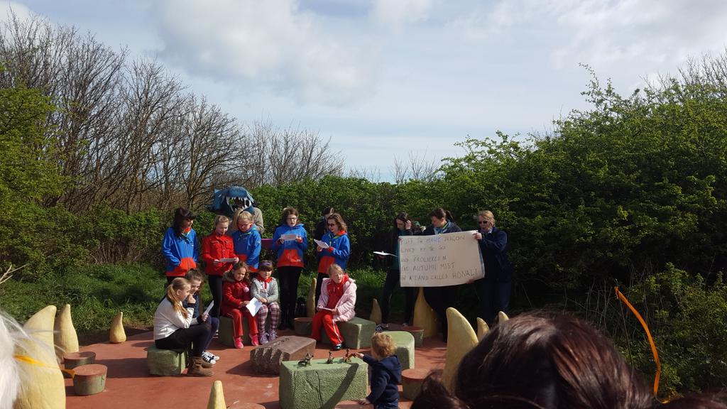 leedsdad's tweet image. At the #filey dragon ring opening this morning. Thanks @OfficialFiley for directions! 🐉