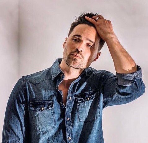 best of aos cast tweet media