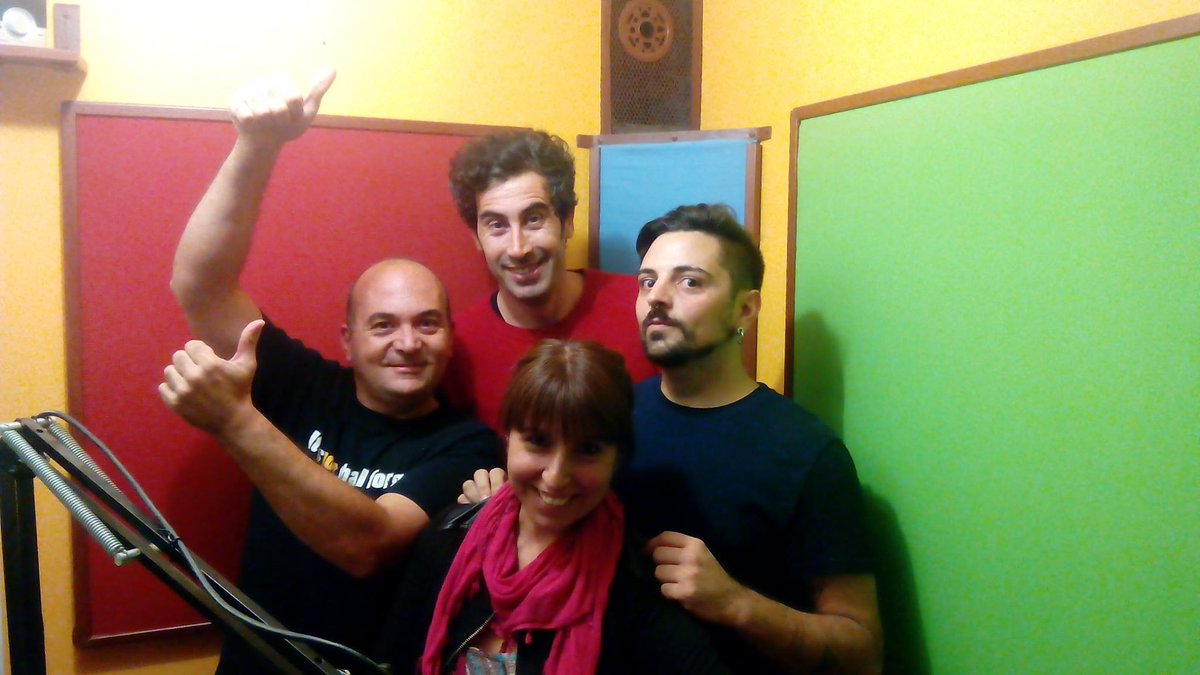 OnceHijos's tweet photo. Escuchá la entrevista a @Fd_Ponce en @TeatroMargen, sobre #OnceHijos en @elkafka.
📻 Vía Radio Rayuela ➡ https://t.co/YSgZjO2Bax https://t.co/zfph90m70j