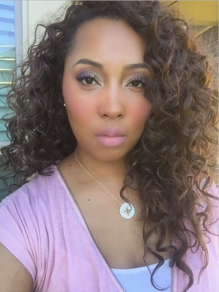 JESSDCHEN's tweet photo. #MOTD w/ the "Spring Fever" collection by @motives ! perfect for #Easter🐰💗 #JessLoveBeauty 
https://t.co/FszZhKBn93 https://t.co/qNJjFBIYAe