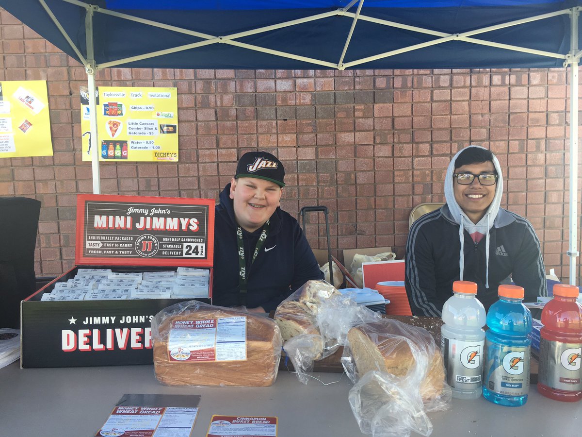 Tville_Track's tweet photo. Come to the track meet at Taylorsville High and enjoy some delicious bread from @GreatHarvest &amp; sandwiches from @jimmyjohns #keepitrunning https://t.co/5qpwSXaMOP
