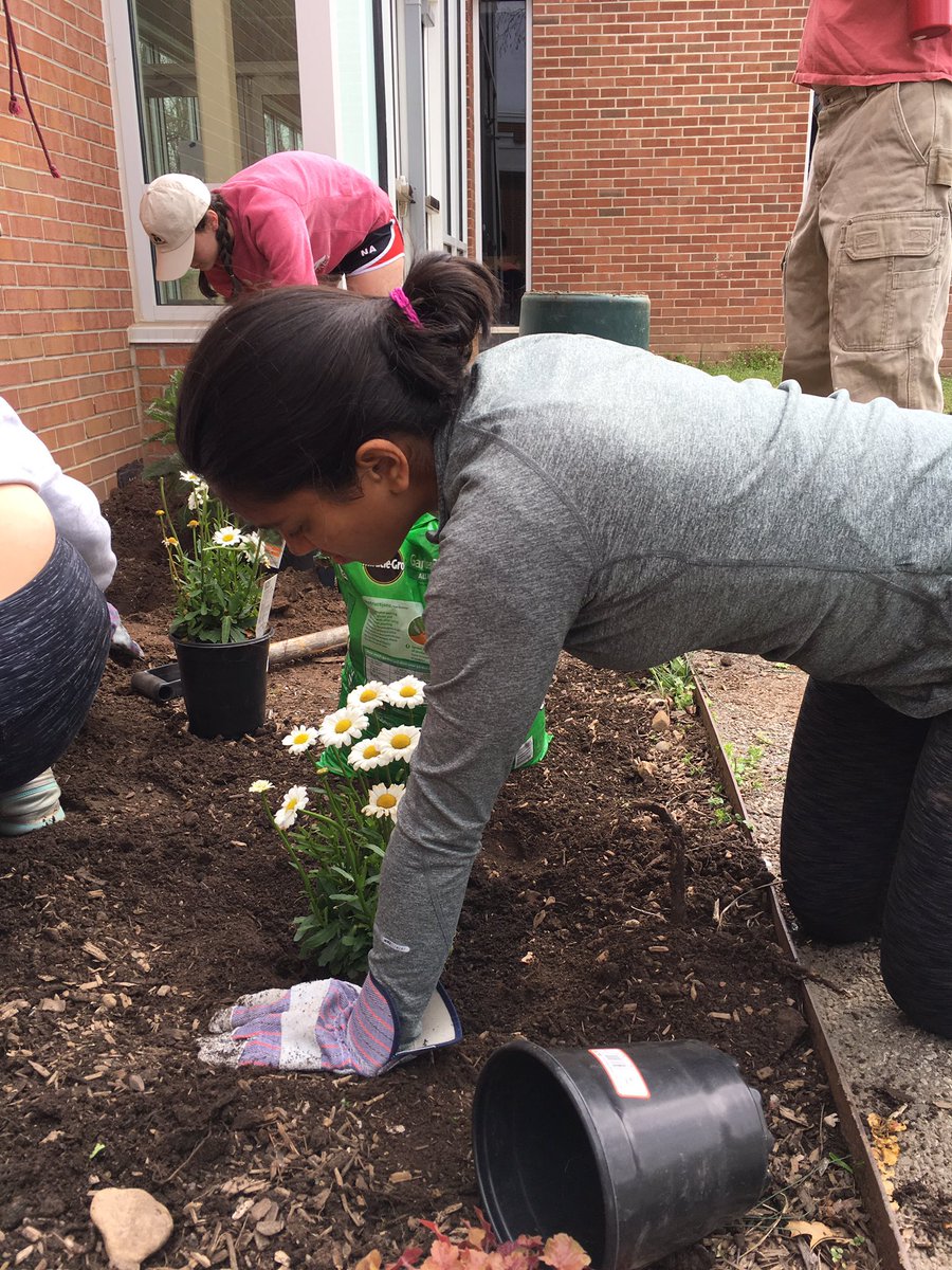 NA_service's tweet photo. We added a #pollinator garden to NA to #savethebees today. #SN2S #service @NewarkAcademy https://t.co/tbfsHXfoVN