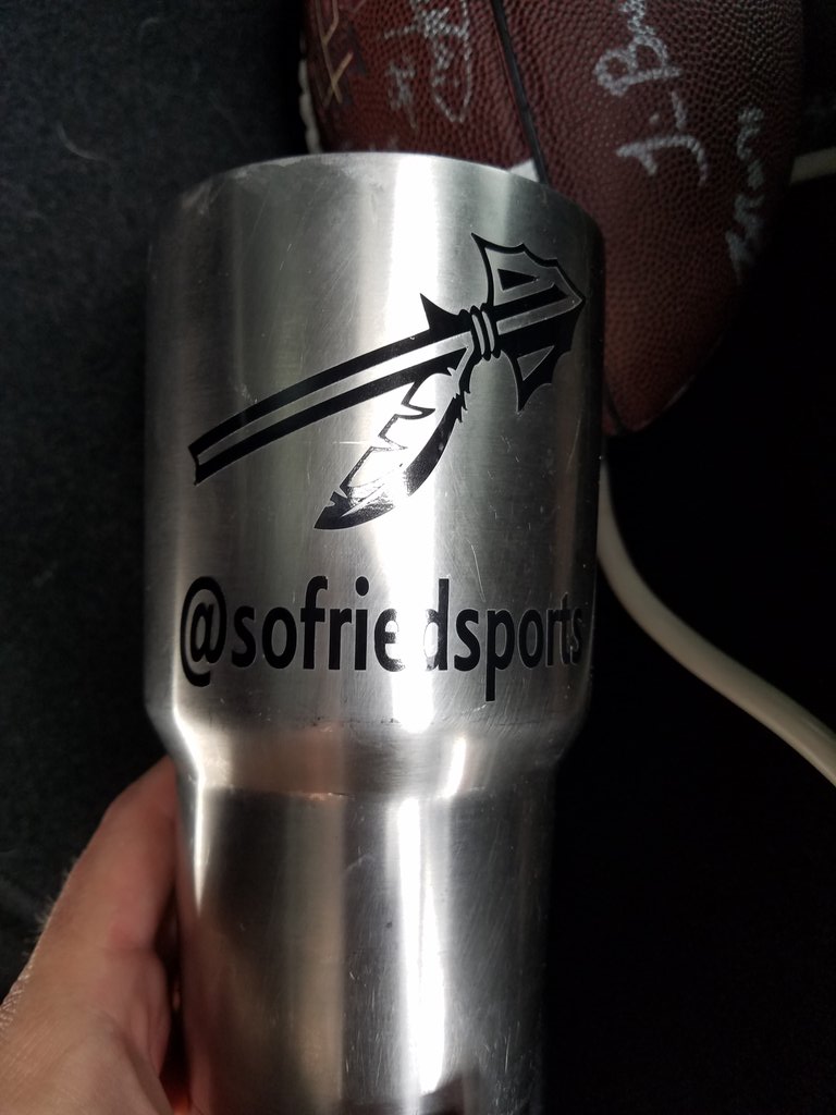 Tpnolefan1's tweet photo. @SoFriedSports @FSUeyedoc The things people will leave at your tailgate... 😁 https://t.co/p5dEVPxHVs