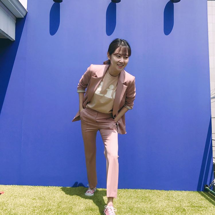heostagramcom's tweet photo. [INSTAGRAM] gayoon_heo: PINK https://t.co/R2doCUi4CU #heostagram https://t.co/4JrvNdKyMm