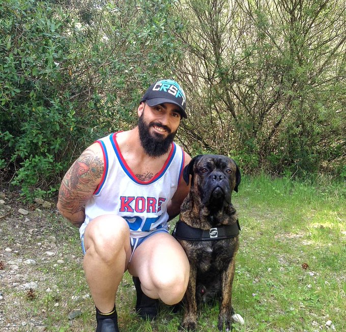 No se pq ten&eacute;is la imagen de que mi perro impone y da miedo... #canecorso #puppy https://t.co/ifXtHu<a href="/tag/puppy"class="tags"><span>#puppy</span></a><a href="/tag/canecorso"class="tags"><span>#canecorso</span></a>