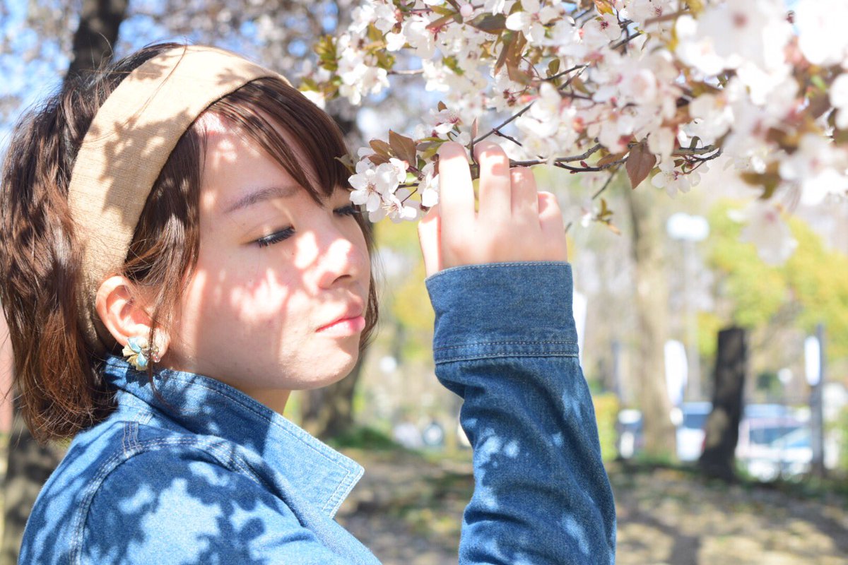 Anne_onstage's tweet photo. #春散歩 #ポートレート 
#ファインダー越しのわたしの世界
#写真撮ってる人と���がりたい 

model : ���ぎっこ(@4iROHA) https://t.co/FHr3K5EEgw