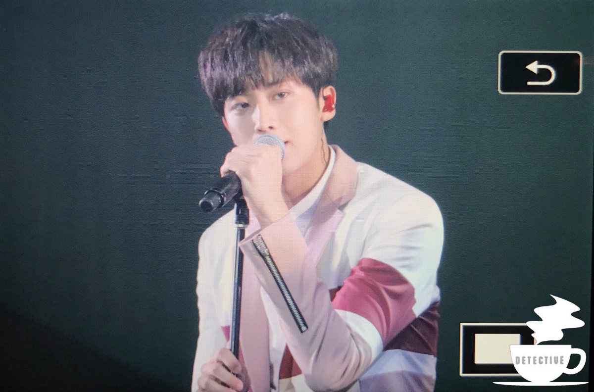 detective_agc's tweet photo. ▼170415 JAPAN LIVE TOUR 도쿄공연

오늘도 노랫소리 짱이였어여 ㅠㅠㅠㅠ

#KNK #크나큰 #INSUNG #인성 #정인성 
@KNKOfficialYNB @KNK_INSUNG https://t.co/57g6ijgR3K