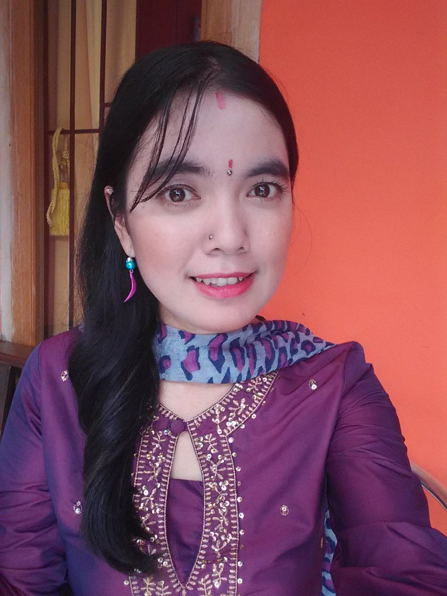 rna_chinskyqu's tweet photo. "knp jntungku brdetak sngt kncang bila brada didktmu arnav..apkh kau jg mrskan hal yg sama?" udh mrip blm y #ArnavMencariKhushi @IndosiarID https://t.co/sw6v8ZpHBv