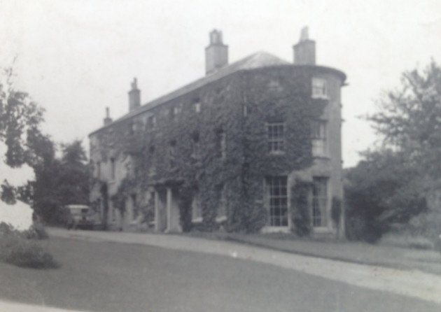 LostHeritage's tweet photo. Fire claims 5 houses in 6 months: Cosgrove Hall, Northants, Kelsale Hall, Suffolk, Alston Hall, Lancs, New House Hall, Yorks
Parnham, Dorset https://t.co/hs3FonPz04