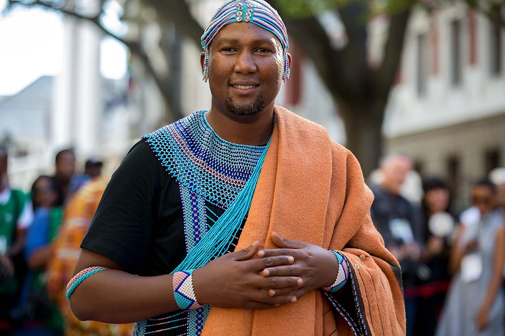 ConElMazoDando's tweet photo. Nieto de Nelson Mandela envía mensaje de solidaridad al Presidente Maduro y pueblo de Ven https://t.co/fQf7HdcVOW https://t.co/4xwdtWSSE3
