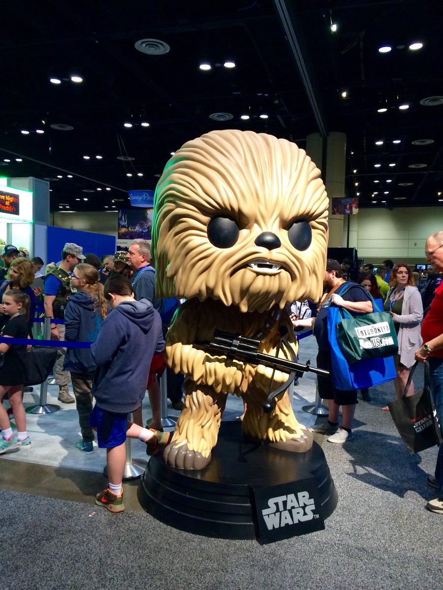 ToysRUs's tweet photo. R u @SW_Celebration today? If so, head to booth 1806 for a #FunkoFunkast @ 4pm today! @OriginalFunko #SWCO #destinationstarwars https://t.co/9NjiaR4fQU