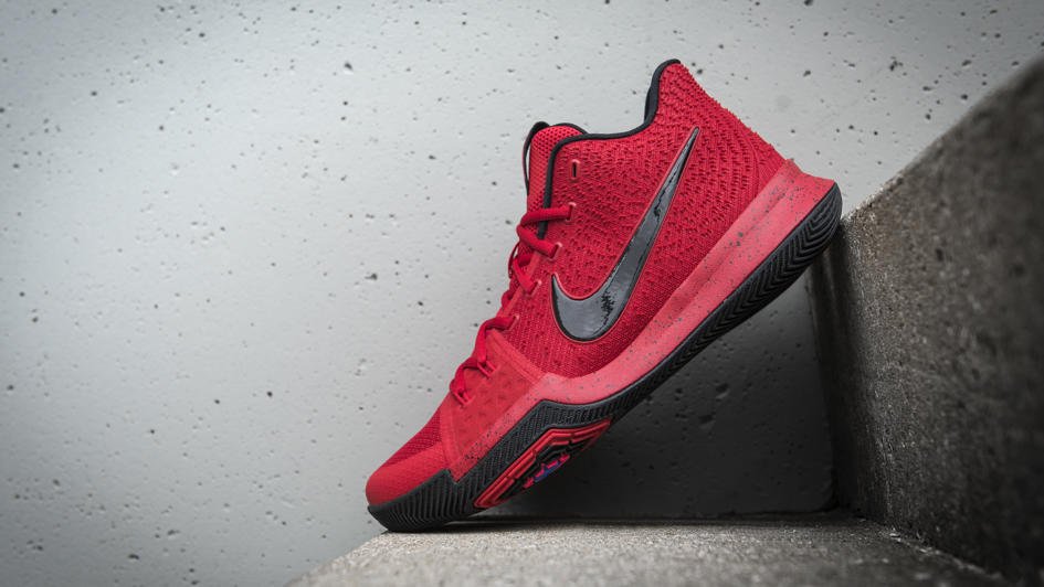 kyrie 3 finish line
