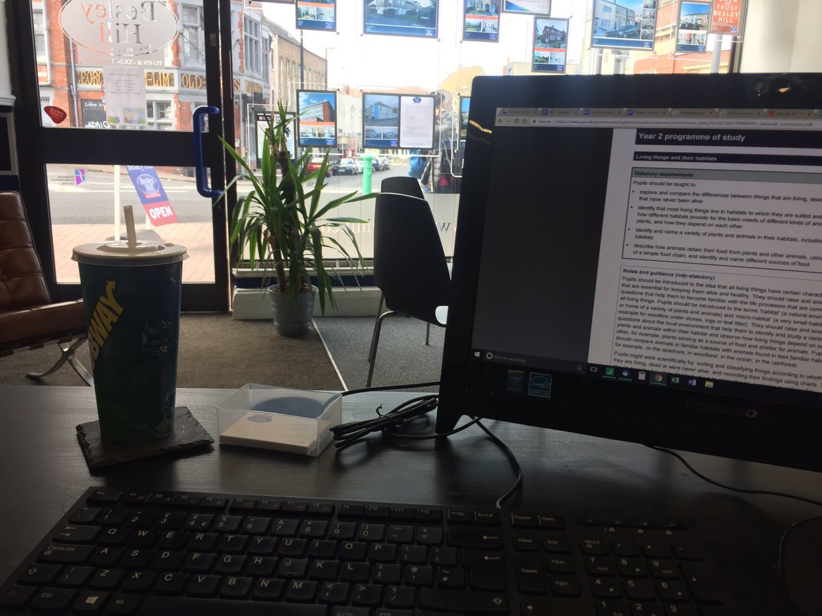 MissGBarlow's tweet image. Assignment research while at work #nearlythere #pgce #sciencepresentation #investigations #year2link #gettingpaidtodothis #myjobisgreat 🖊📚🖇