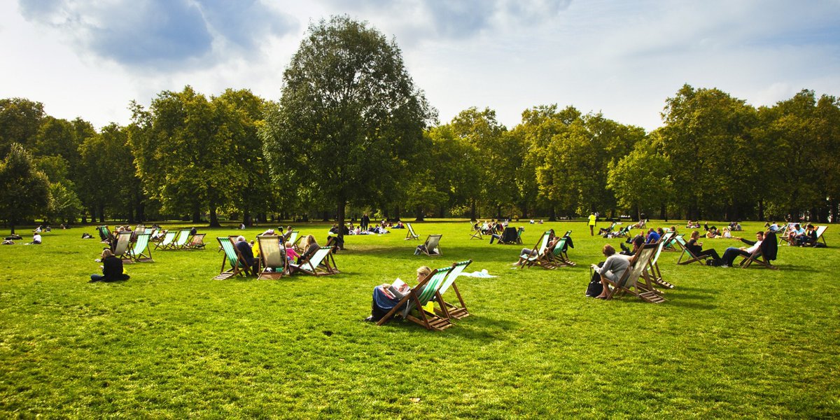 Грин парк отдых. Грин парк Лондон. Площадка Hyde Park. Риджент парк отдыхающие. Hade парк Лондон.