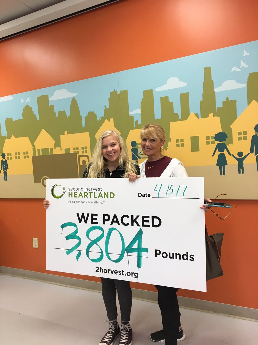 usahomelessness's tweet photo. Today we packed 3,804 lbs of rice for homeless families in need in MN!! #homlessness #ehspassionproject https://t.co/6jdTh3wyDC