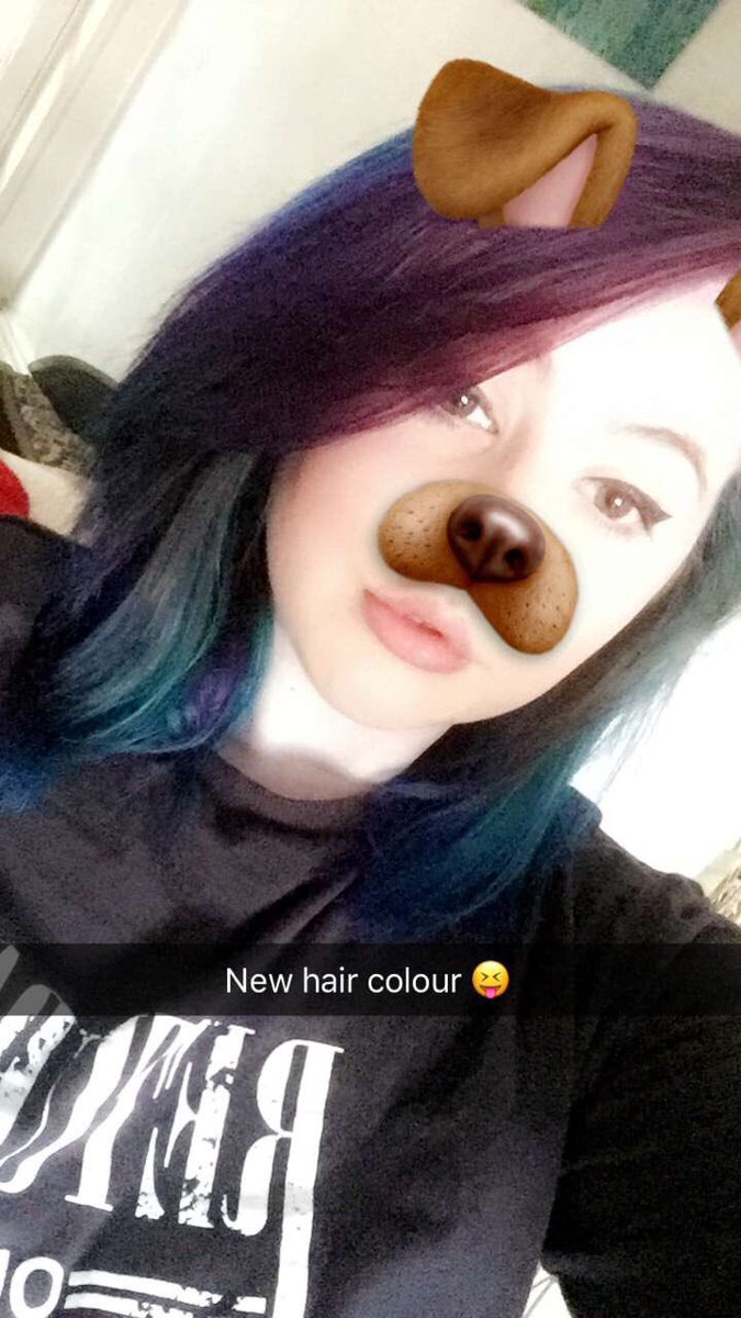 bridie3678's tweet photo. I know it's not Tuesday but I took a chance today with the crazy colour I went 😝😝😝 do you like it @ColbyBrock @SamGolbach @SamandColby https://t.co/BjbfrmQNOP