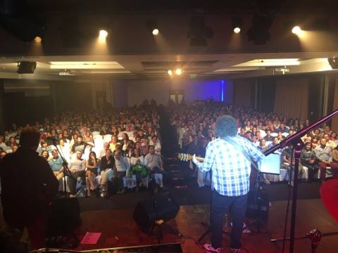 PieroCantautor's tweet photo. GRACIAS Puerto Varas!!! https://t.co/ToBMEsNnkb