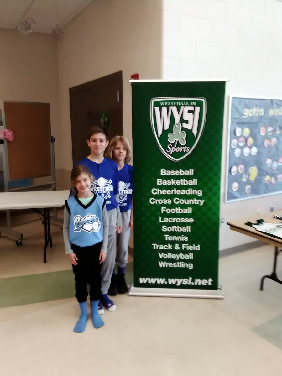 WYSITrack's tweet photo. The Flynn's checking out the Health Fair before their games @WYSISports https://t.co/uLizNaWg9t