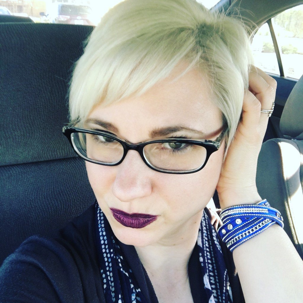 FrugalFashMag's tweet photo. More Thoughts on Aging and Going Platinum at 38 https://t.co/zX4S4wL9JR https://t.co/0UTfqkQmIy