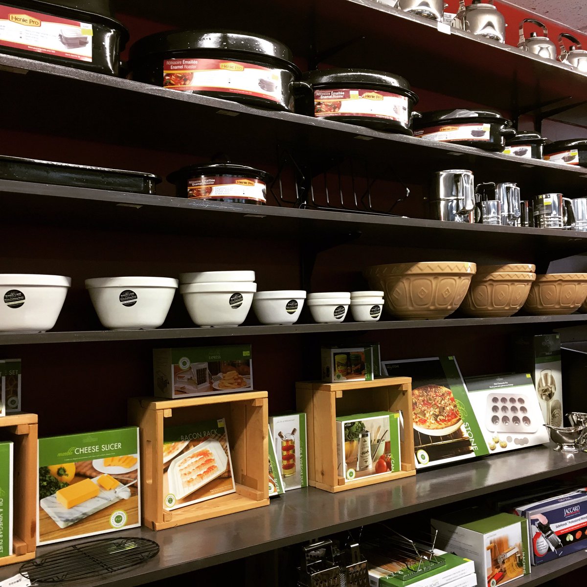 phcoop's tweet photo. Roasters, we have them! #pollockshardwarecoop #pollockshardware #familydinner #masoncash #foxrunbrands #jeanhhenle #beready! #shoplocal https://t.co/NrxhNl8AWu