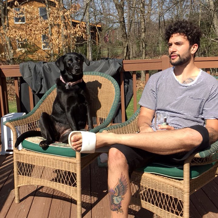 Temperrr's tweet image. Talking business