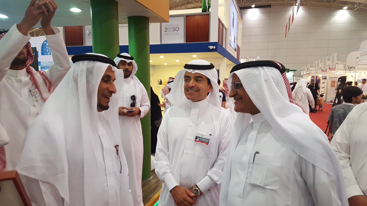 umajmaah's tweet image. معالي وزير الاتصالات وتقنية المعلومات يزور جناح #جامعة_المجمعة ويثني على انجازاتها ..
@McitGovSa