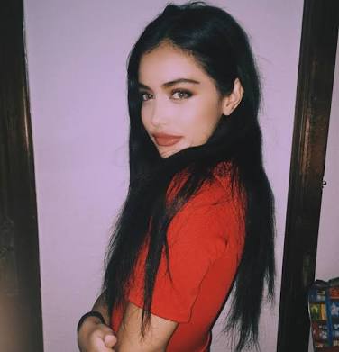 ANMurdock's tweet photo. Alexis Natchios 

♢ Dangerous

♢ Assassin's Girl

♢ Seduction 

♢ Red is the best color

♢ RT / RP OC https://t.co/pjo8nu8B7o