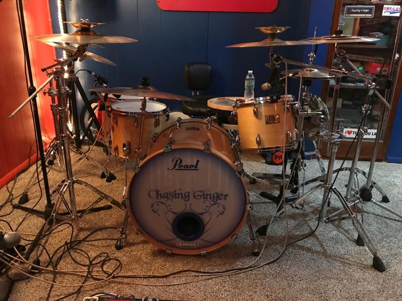 PearlDrumCorp's tweet photo. Pearl Drummers Forum member snickell just added our new CHB830 Bass Drum Cymbal Holder to his kit. https://t.co/LnsgVX3X3W https://t.co/lioe5nAtIj