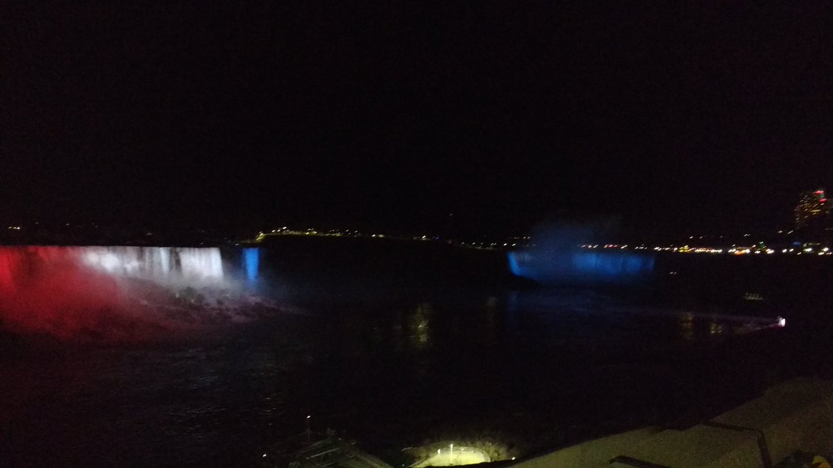 venkat5456's tweet photo. Cloudy morning @ Niagara after an Sunny day yday.  :) #25kSteps #niagarafalls https://t.co/vdgMT4jpkT