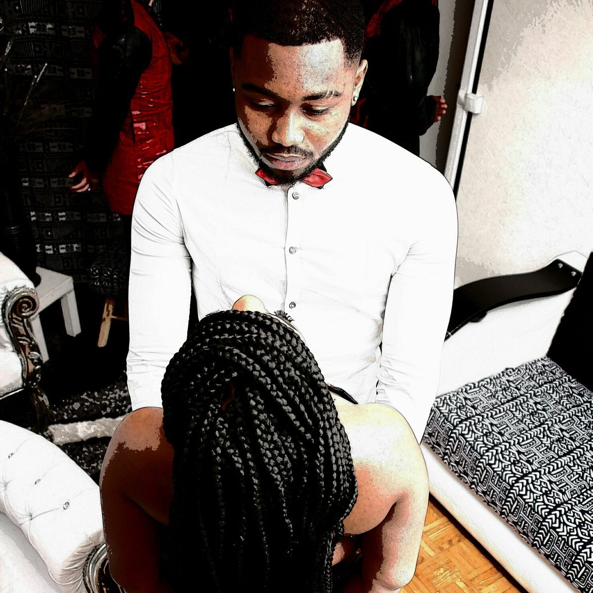 DbnBazin's tweet photo. #NouvellePhotoDeProfil
Dbn Bazin "Le plaisir de porter" https://t.co/N58e9likO3