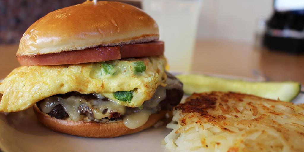 IHOP's tweet photo. No lie, this omlette burger is LIT https://t.co/TicuAJVqGT
