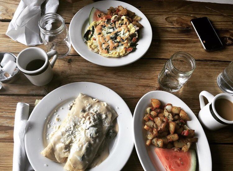 localpizzeria's tweet photo. We want you to hop on over for brunch this Easter Weekend! 🐰🐣💐 https://t.co/fNXx1VZCnF