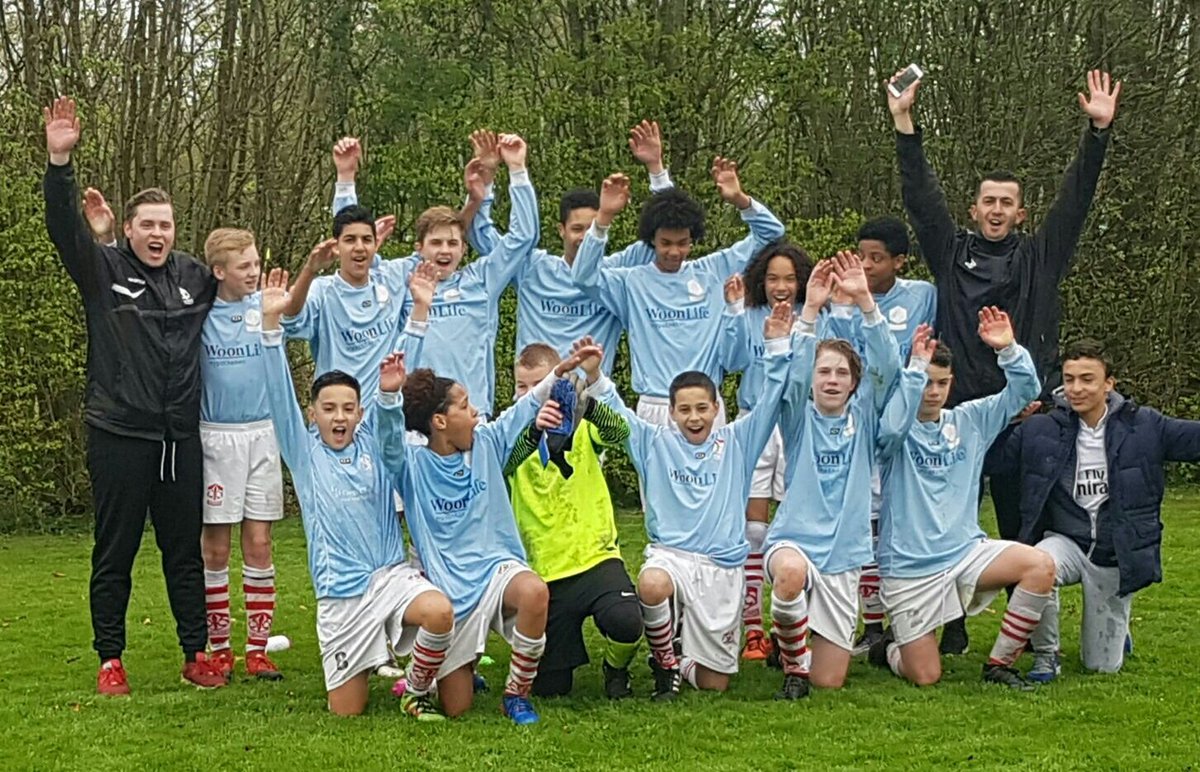 @SportmallL bĳ deze