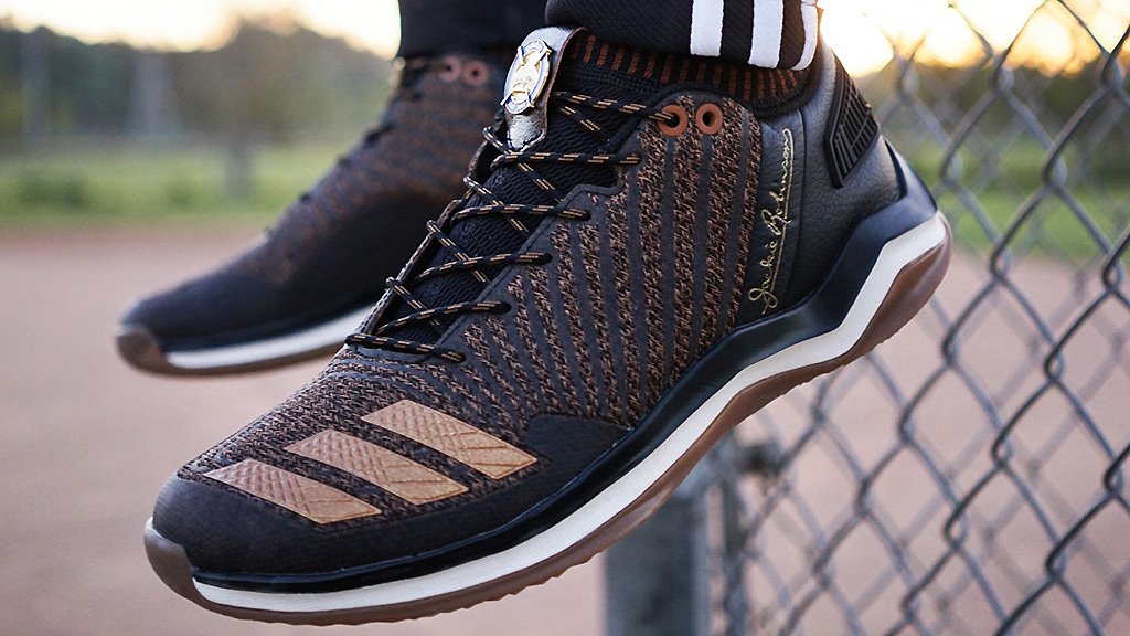 MLB's tweet photo. .@adidasbaseball is celebrating #Jackie42 with custom kicks.

Followers who RT are eligible to win these size 9 Icon Trainers. https://t.co/8qijNkmOZe
