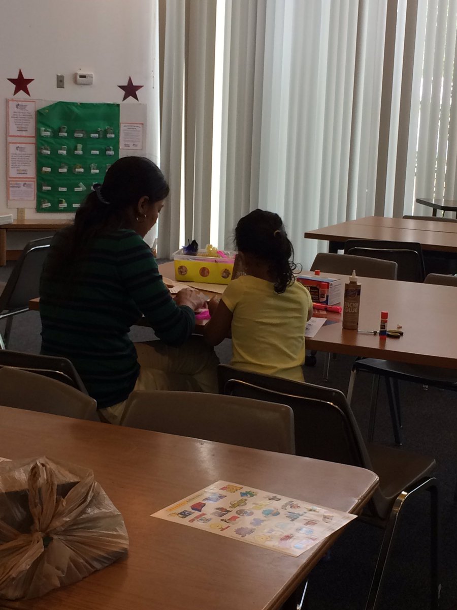 cck_brit's tweet photo. @BrowardLibrary #doingarttogether Saturday morning at Pompano Beach Branch! https://t.co/JZzZlrNguc
