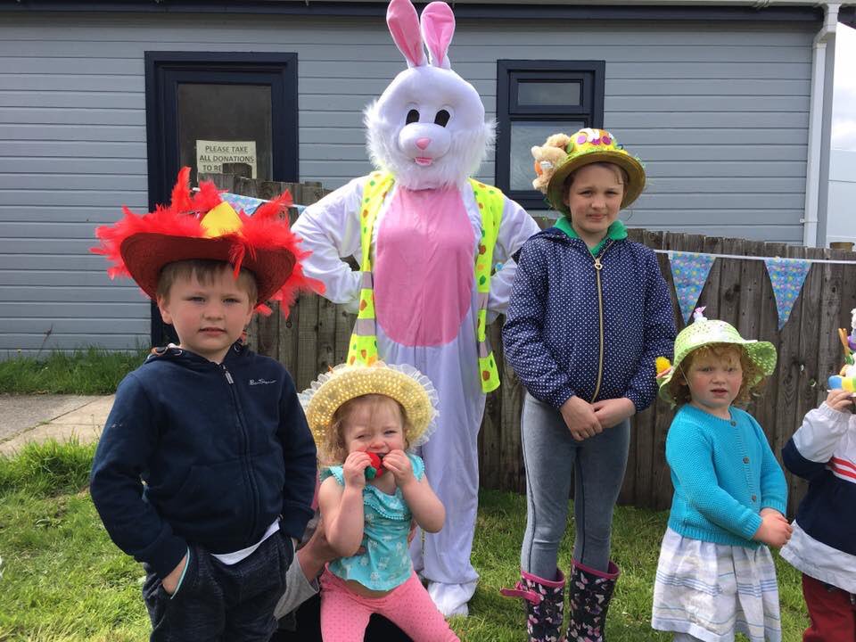 LlysNini's tweet photo. @LlysNini Easter Egg Hunt today @SWEveningPost @SwanseaCVS @RSPCA_Cardiff @964thewave @NPTCVS @KevJohnscymru Happy Easter everyone@ https://t.co/T3IhN4DQfi