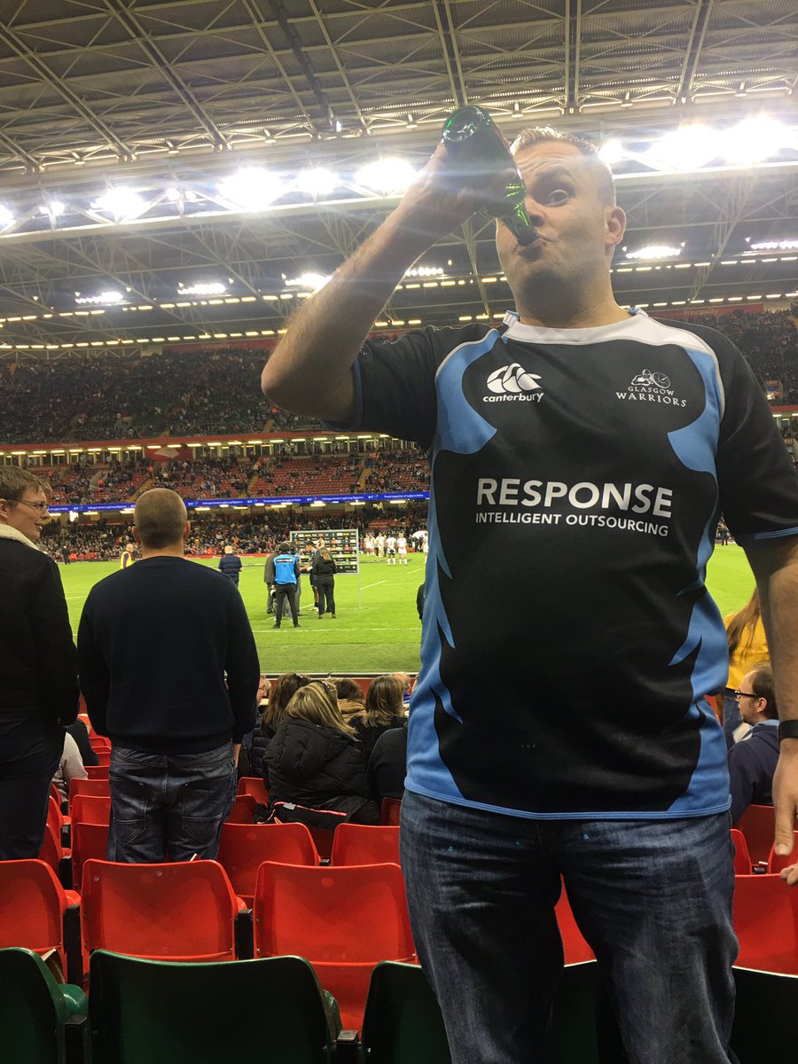 beeby281103's tweet photo. @GlasgowWarriors representing the weedgies in Cardiff!!! https://t.co/kVuLshWmLW