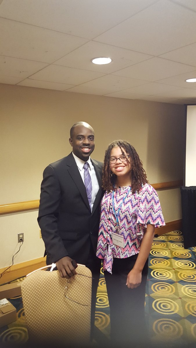 HTaylorSchlitz's tweet image. Great session on medical school application process with #DrDale @PreMed_StAR #GRIND #ListenLearn #SNMA #PreMed #AMEC2017