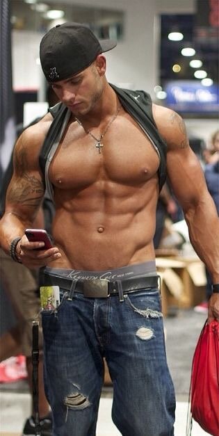 C9dxDcGXkAIX42i.jpg:large