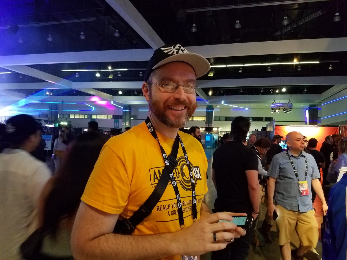 At #VRLA2017 with my friend Ed Moore <a href="/AmpedUX/">AMPED-UX</a> who is also representing <a href="/UXPALA/">UXPALA</a>