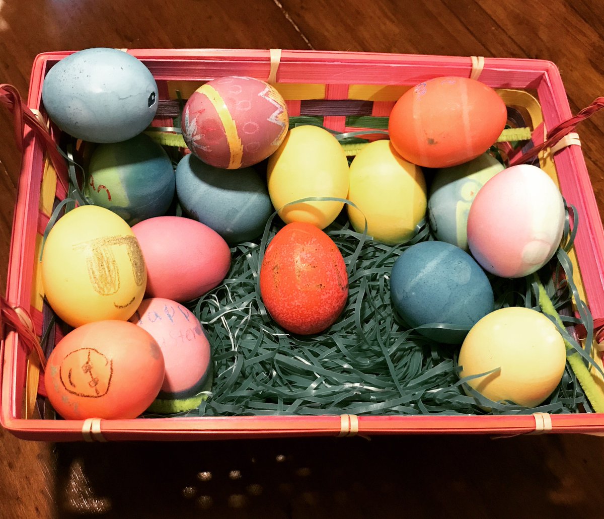 megogear's tweet photo. I spot a red mego egg in the middle of that basket of beautiful eggs ;) #happyeaster https://t.co/TA8UsmZVdk