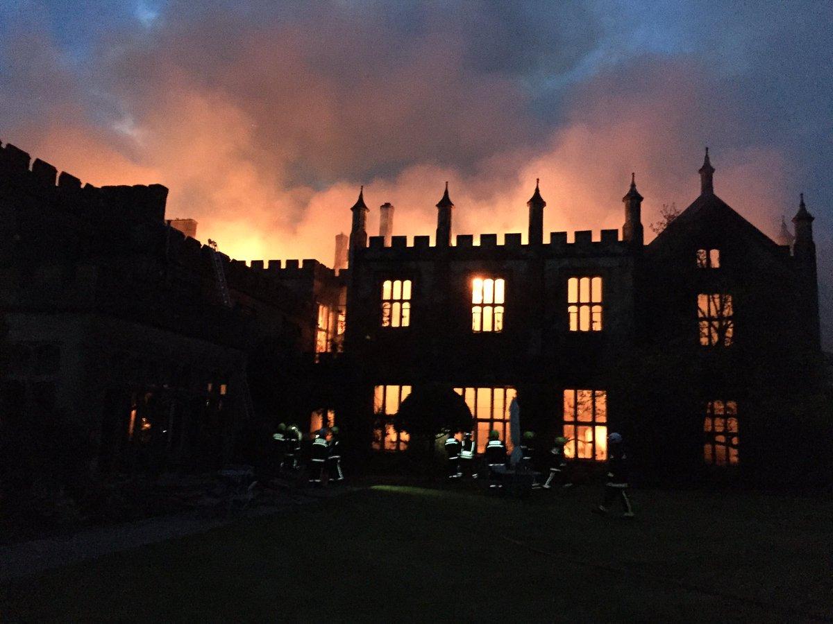 heritagetrusts's tweet photo. Police confirm Parnham House fire in Beaminster as 'suspicious' - investigation underway https://t.co/ChJAissVVC #heritageatrisk #theht https://t.co/yQ01n6O26a
