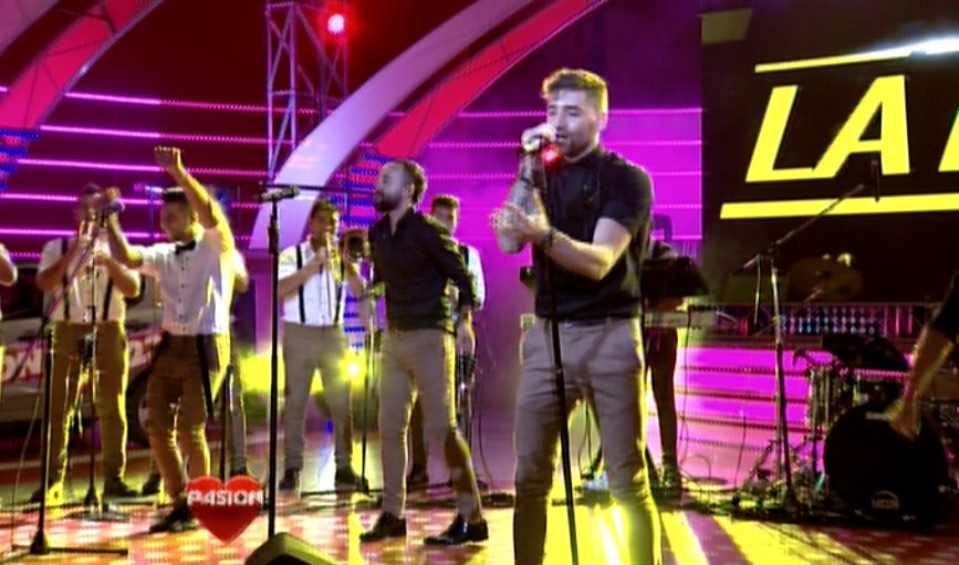 PasionOriginal's tweet photo. La Konga en vivo en @PasionOriginal https://t.co/9hnqd2wdyk